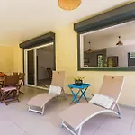 Confort, Nature Et Serenite A La Villa Alexane